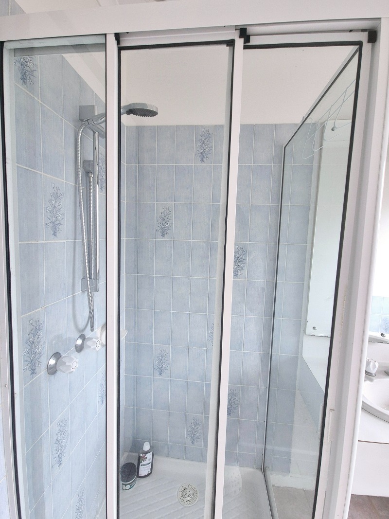 8 Bathroom resized.jpg